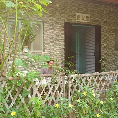 Mayuram Homestay Hampi Buitenkant foto