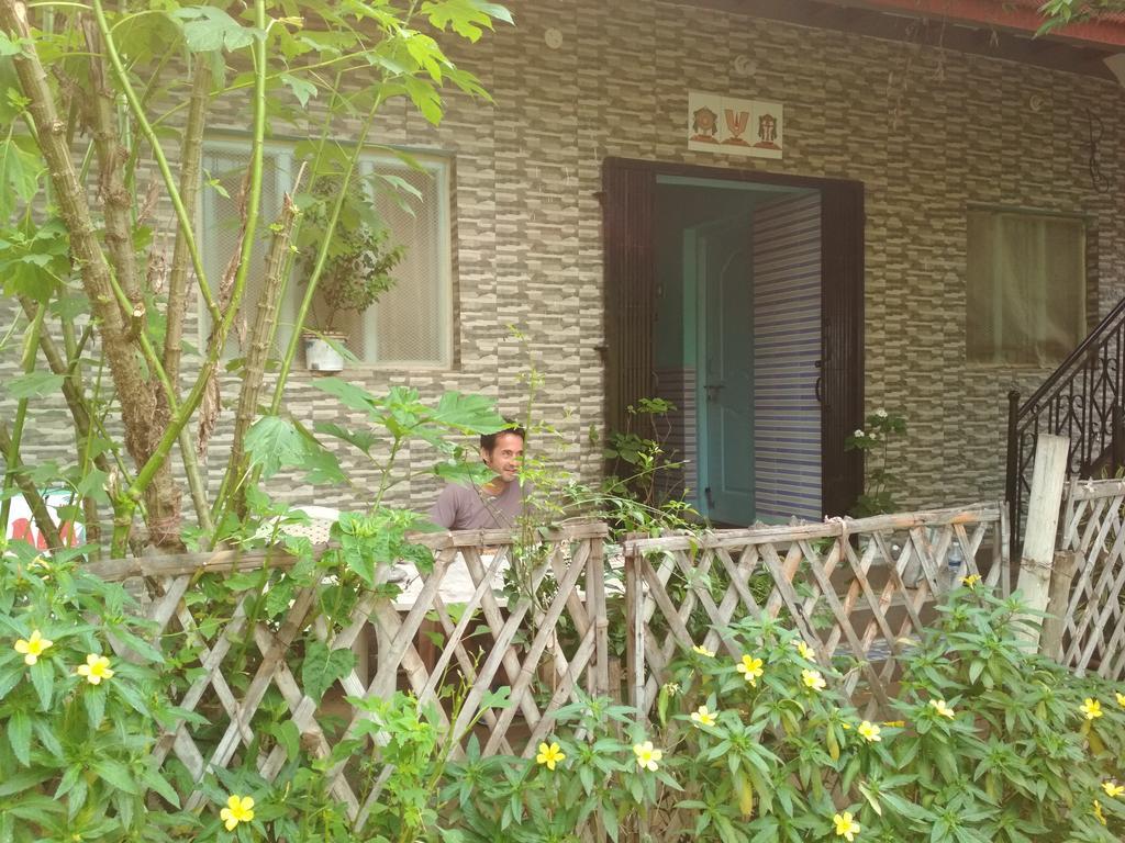 Mayuram Homestay Hampi Buitenkant foto