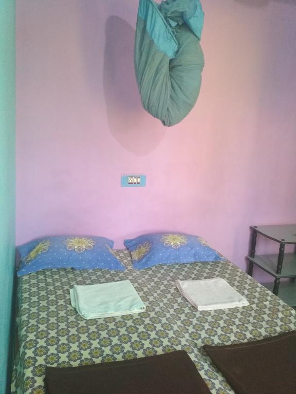 Mayuram Homestay Hampi Buitenkant foto